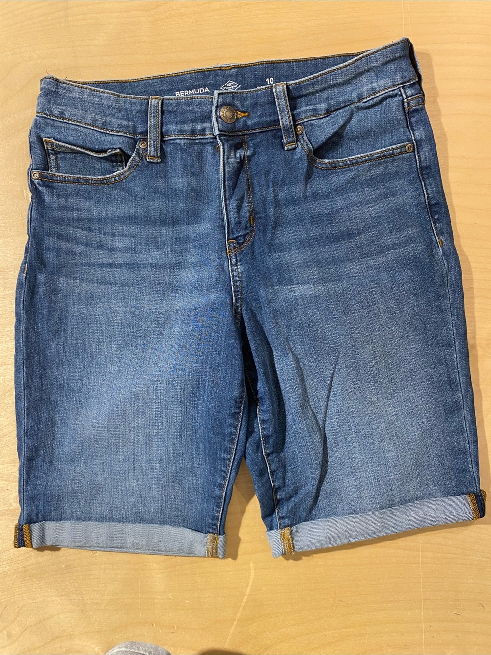 St. John's Bay Denim Bermuda Shorts 10 (SK)